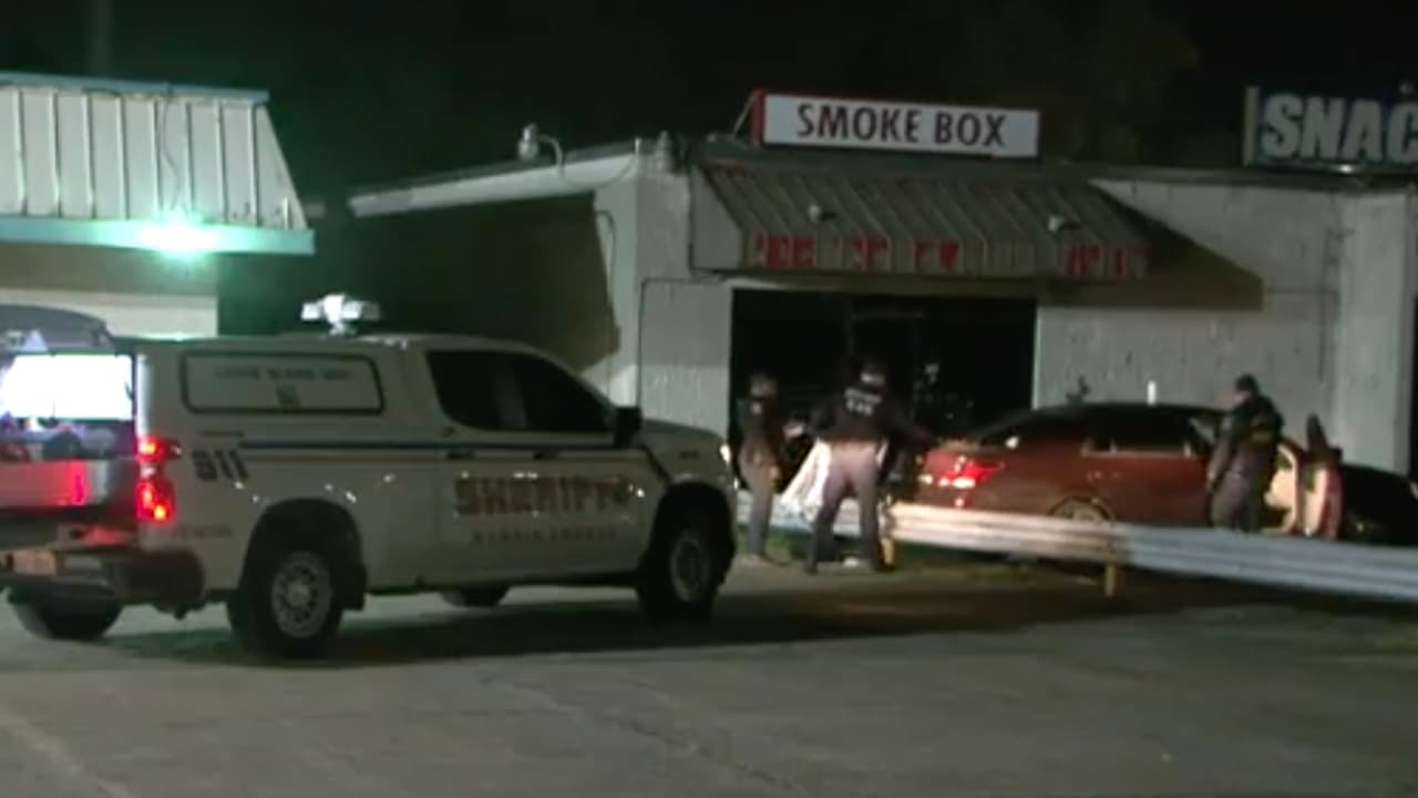 Guardia de seguridad mata a hombre fuera de sala de juegos al este del condado Harris