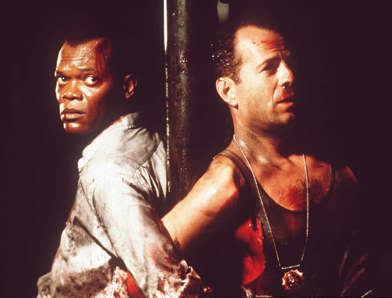 Sin embargo, él también actuó al lado de Bruce Willis en 'Die Hard', cuando todavía ambos tenían pelo.