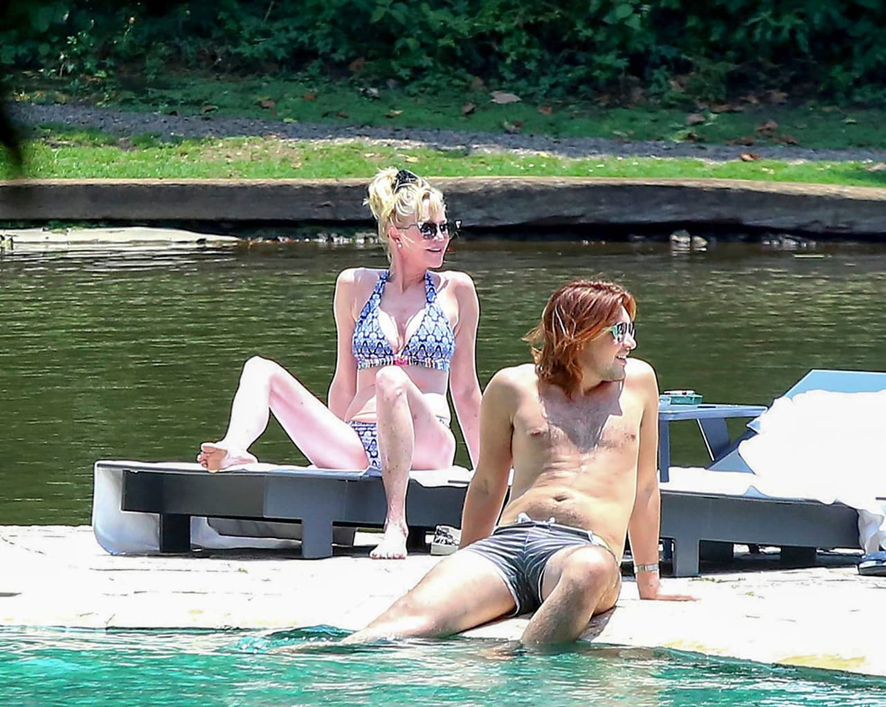 Melanie presumió su figura en traje de baño durante su estancia en México.