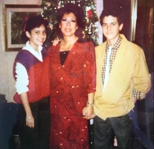 Un jovencito muy apuesto, sin duda.