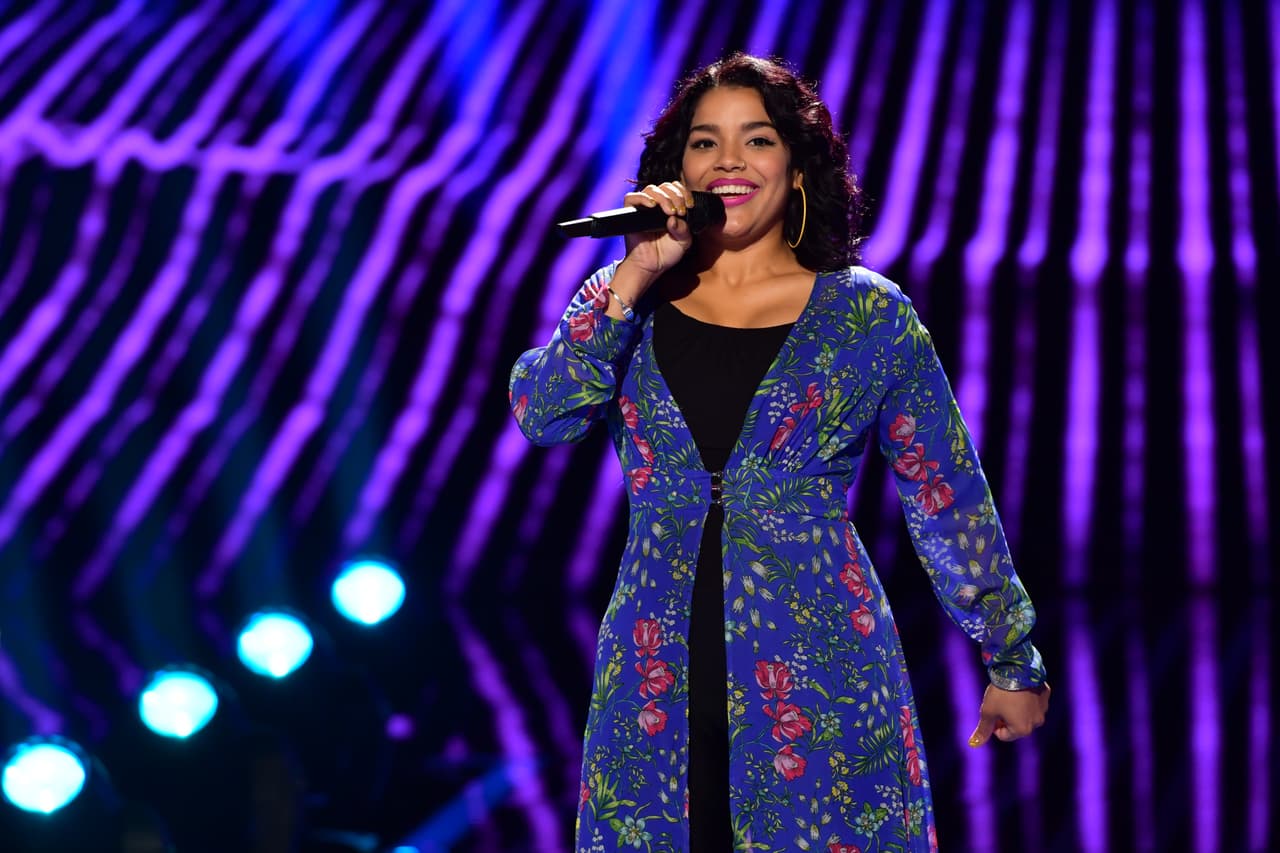 La segunda participante que puso de pie a los jueces, sobre todo a Olga y Joss, fue Bárbara Toledo.