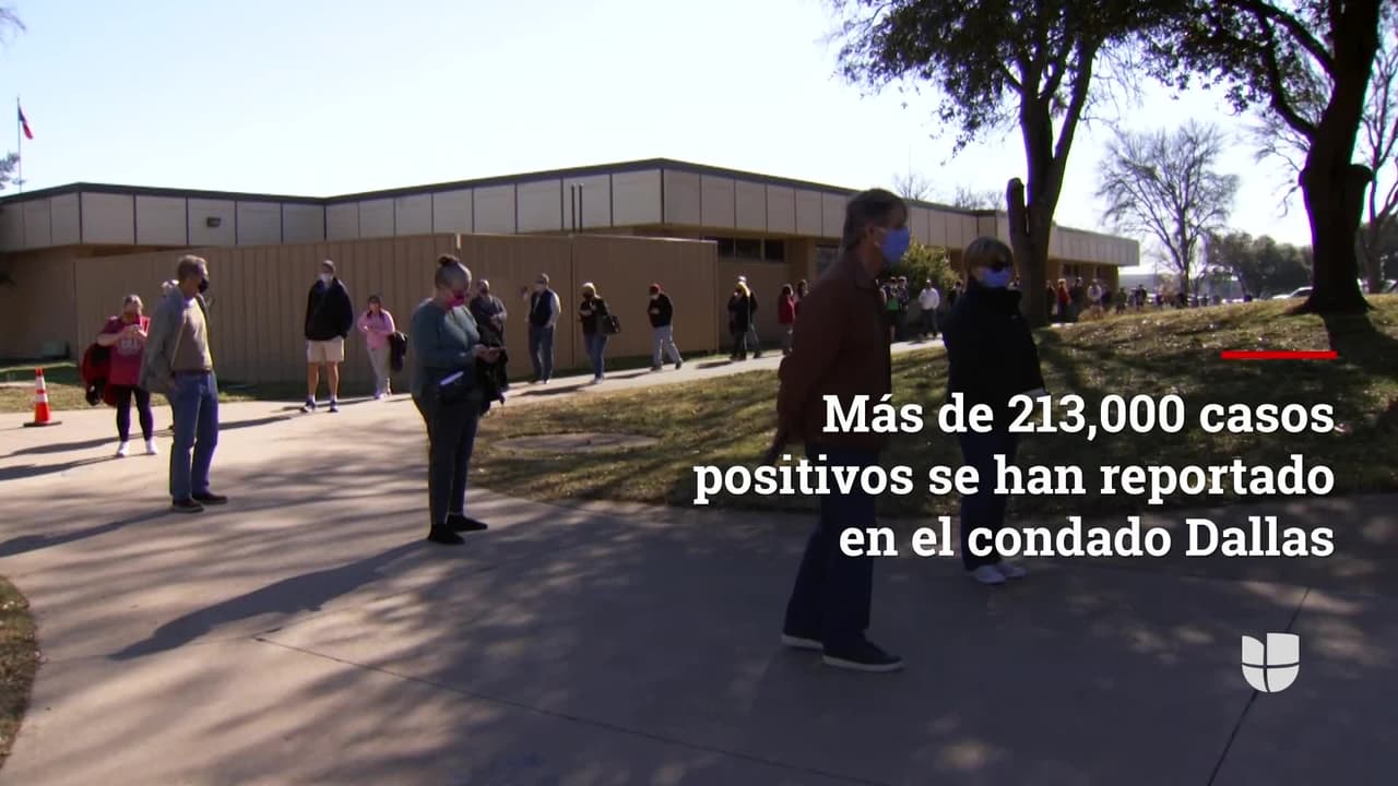 El juez del condado Clay Jenkins da a conocer información importante sobre el proceso de vacunación y cómo el virus sigue afectando la capacidad en los hospitales del área.
