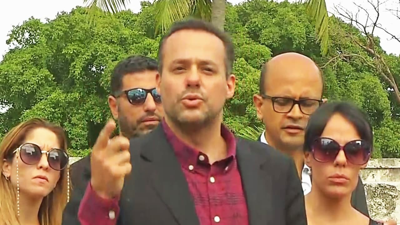 Hijo de José José exige una autopsia al cadáver de su padre mientras sigue la polémica por el paradero del cuerpo