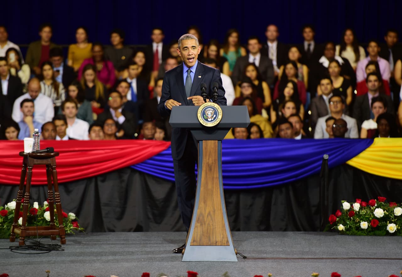 Encuentro de Barack Obama con mandatarios y asistentes a la cumbre APEC 2016, Lima, Peru.