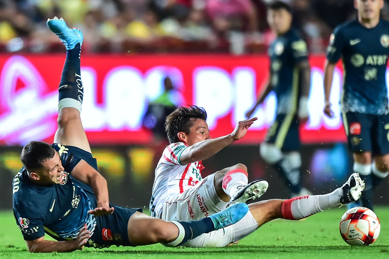 Con gol de último minuto el América se impuso a Necaxa y se metió a zona de Repechaje.