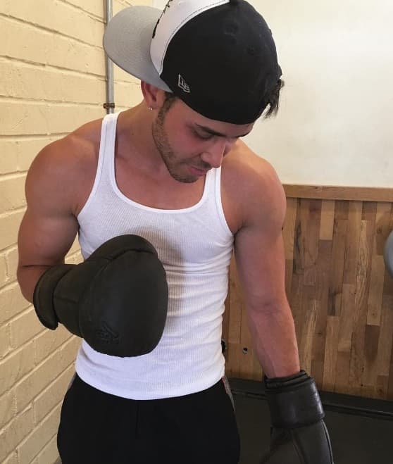 Otra de las cosas que hace para estar muy fitness es practicar boxeo.