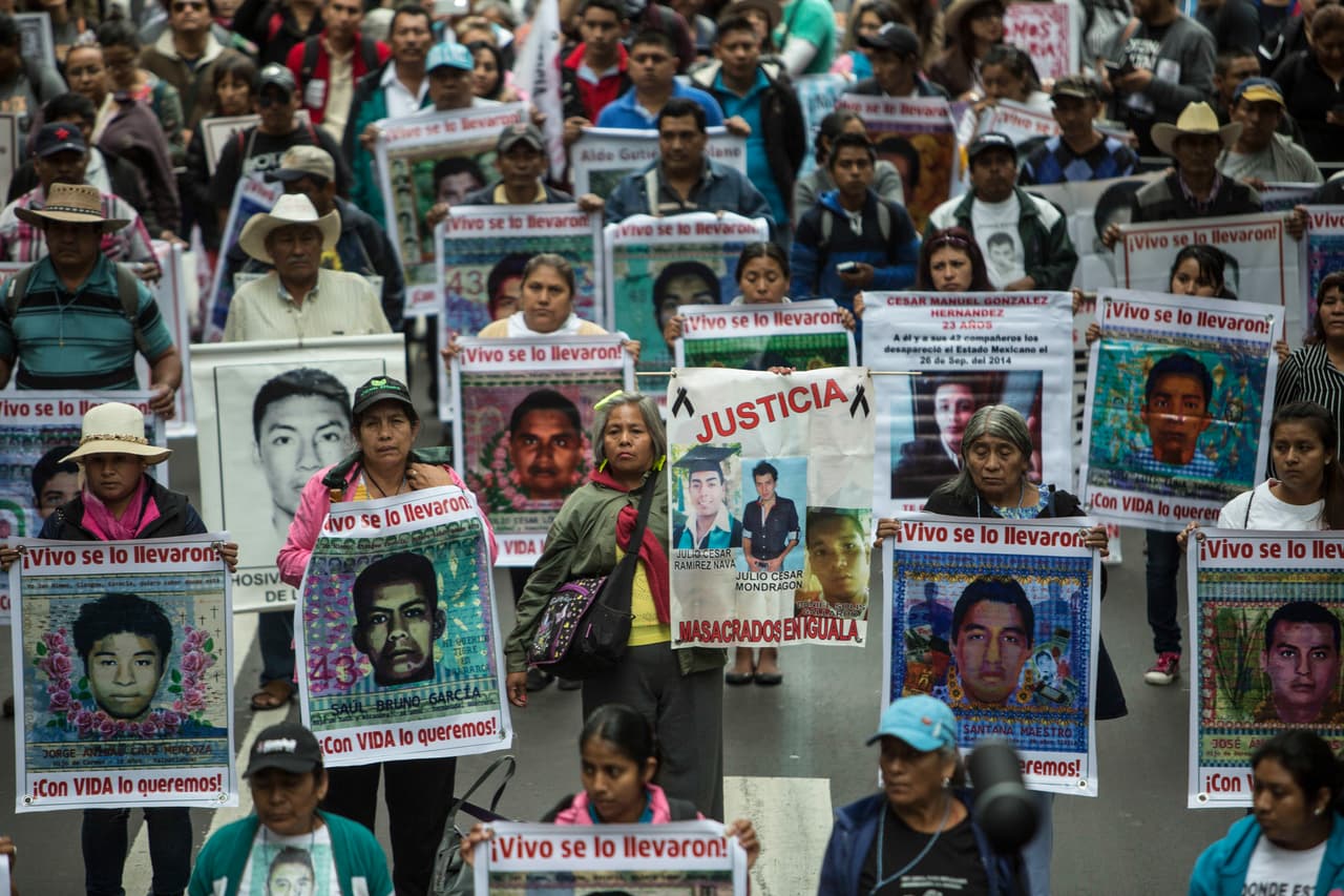 Tribunal muestra las graves fallas de la investigación del caso Ayotzinapa: lentitud, parcialidad y torturas