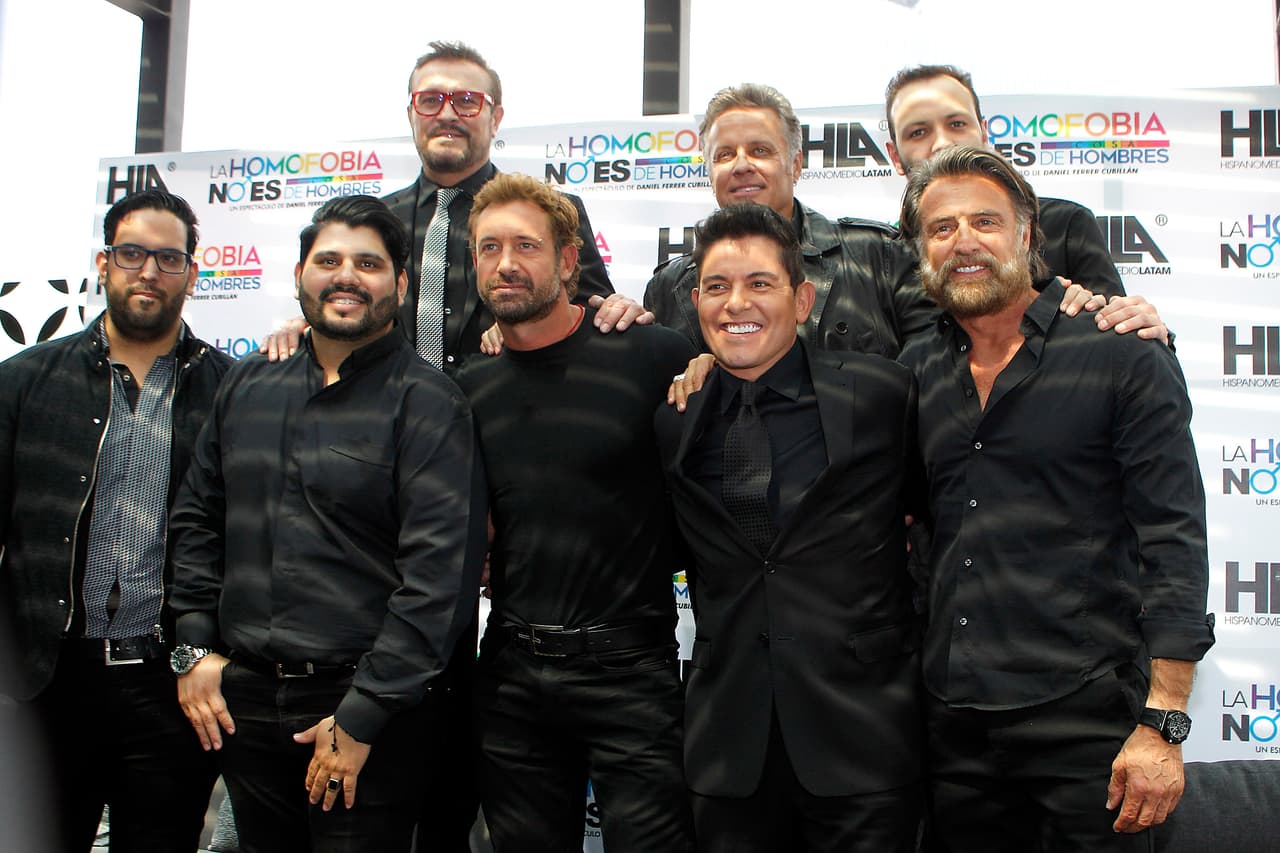 En la obra 'La homofobia no es cosa de hombres' también participan Juan Soler, Arturo Peniche y Ana Patricia Rojo.
