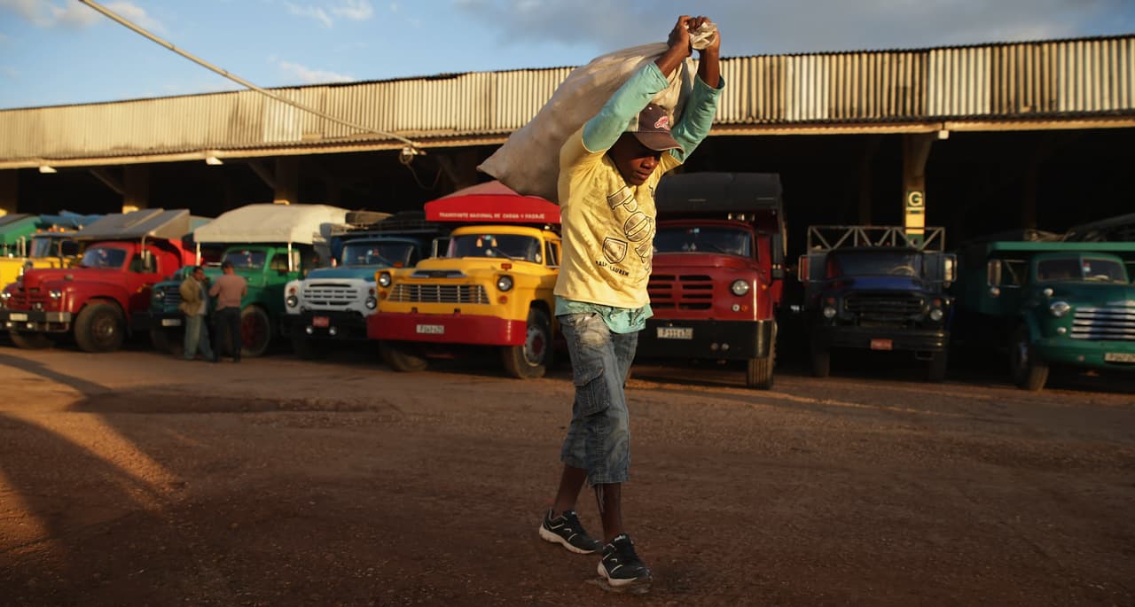 El 53% de los cubanoamericanos aprueba el fin del embargo