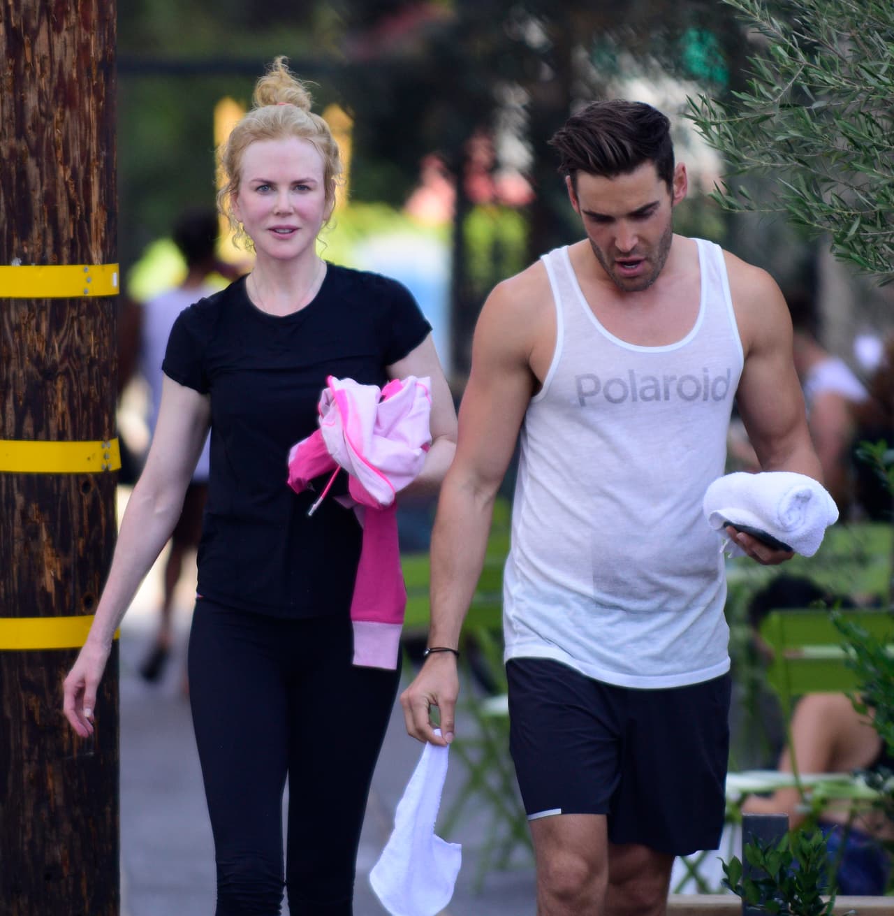 Vaya manera de celebrar casi 50 décadas de vida.