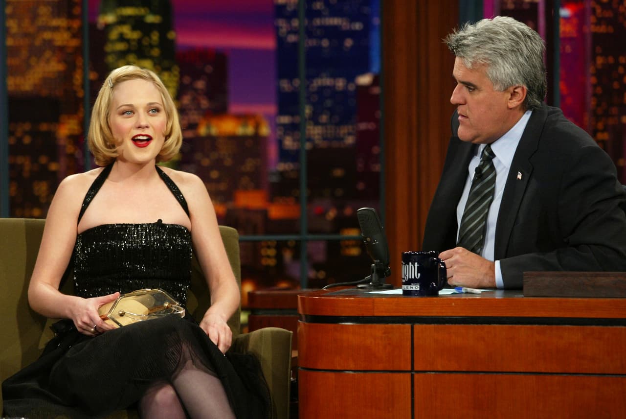 La verdad es que ella se sacó mucho más provecho con su nuevo look.