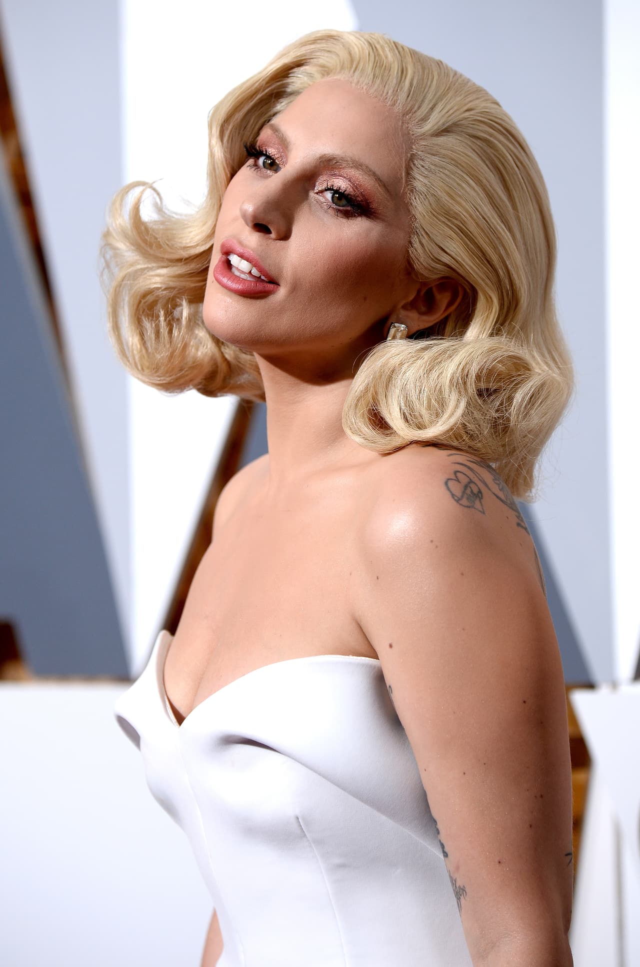 Aunque ahora para lograr su cabello dorado sí use peróxido del bueno.