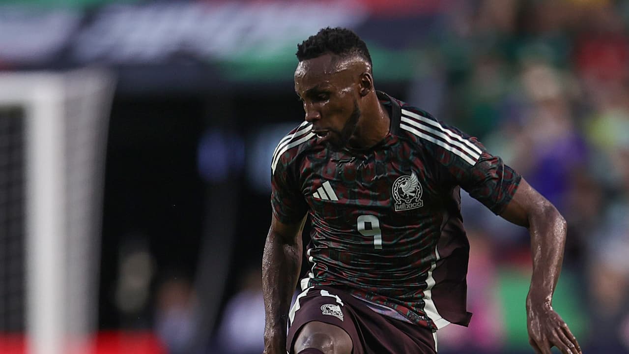 Julián Quiñones está en la lista del ‘Vasco’ Aguirre