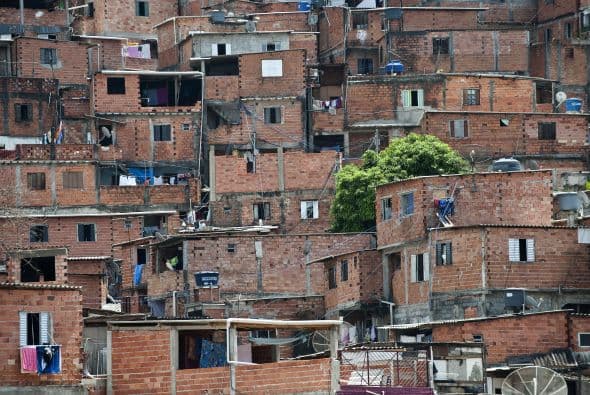 Desde que comenzó la operación, la policía ha arrestado a ocho sospechosos y ha incautado al menos 125 kilogramos de mariguana, 10 kilogramos de cocaína, 50 paquetes de drogas sintéticas y cinco armas ilegales. (Con información de AFP)