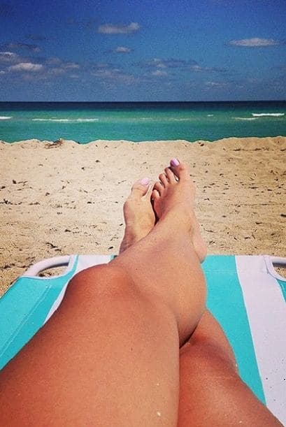 Y qué mejor manera de recuperarse de esos días tan fríos en el trabajo, que yendo a relajarse y disfrutar el tiempo libre en la playa. ¡Qué envidia!  