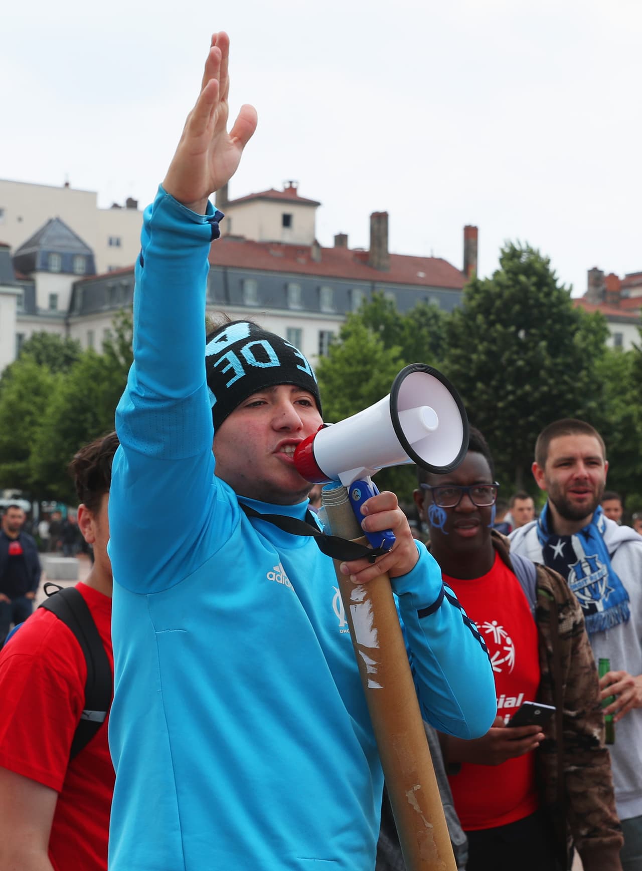 Los aficionados del Atlético de Madrid y Marsella se tomaron las calles de Lyon desde muy temprano, este miércoles, en la previa de la gran final de la UEFA Europa League. Gran ambiente en la ciudad francesa en donde el título estará en juego.