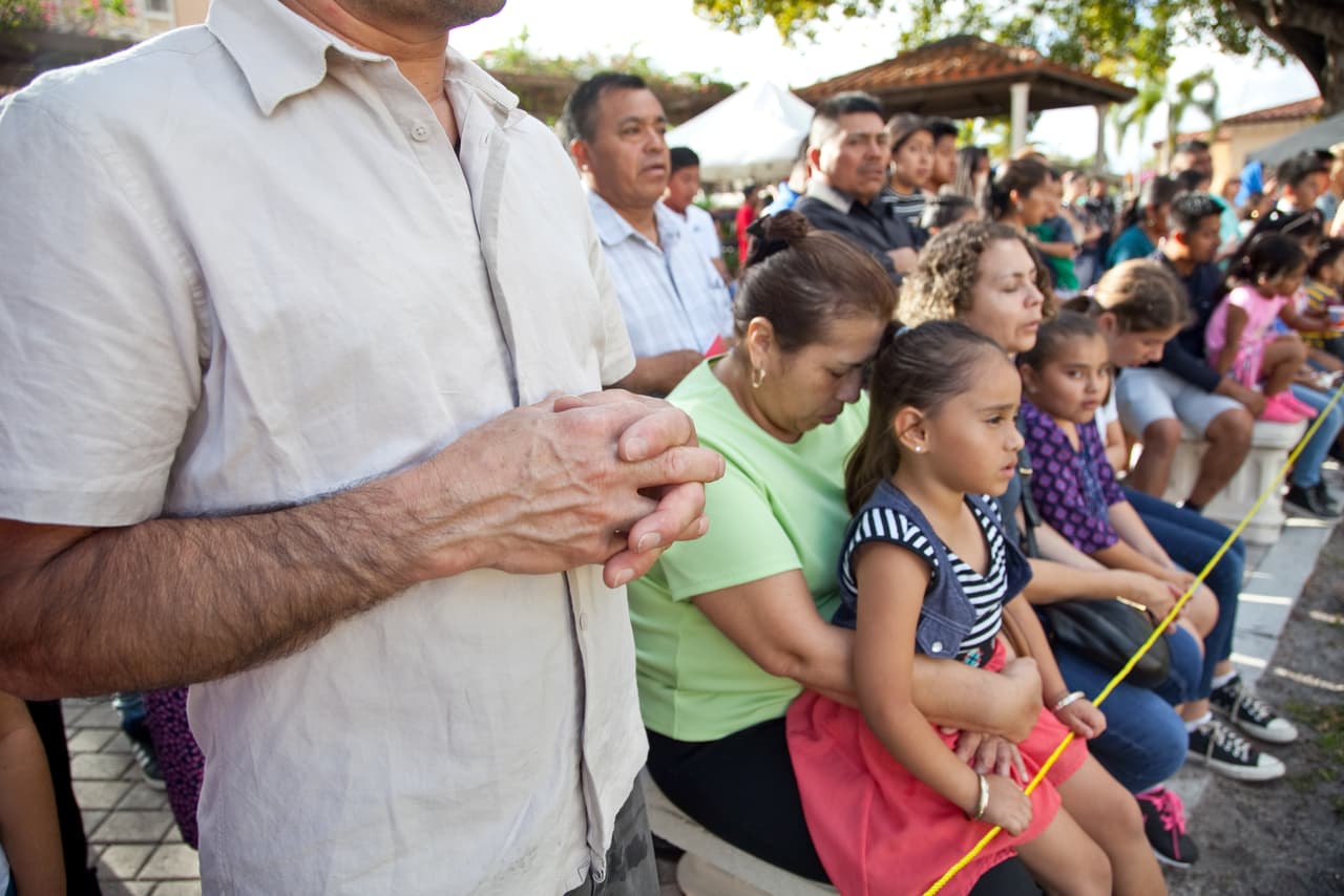 La representación, que organizan los miembros de la iglesia Sacred Heart de Lake Worth, es una muestra de cómo la comunidad inmigrante guatemalteca mantiene sus tradiciones en EEUU.
