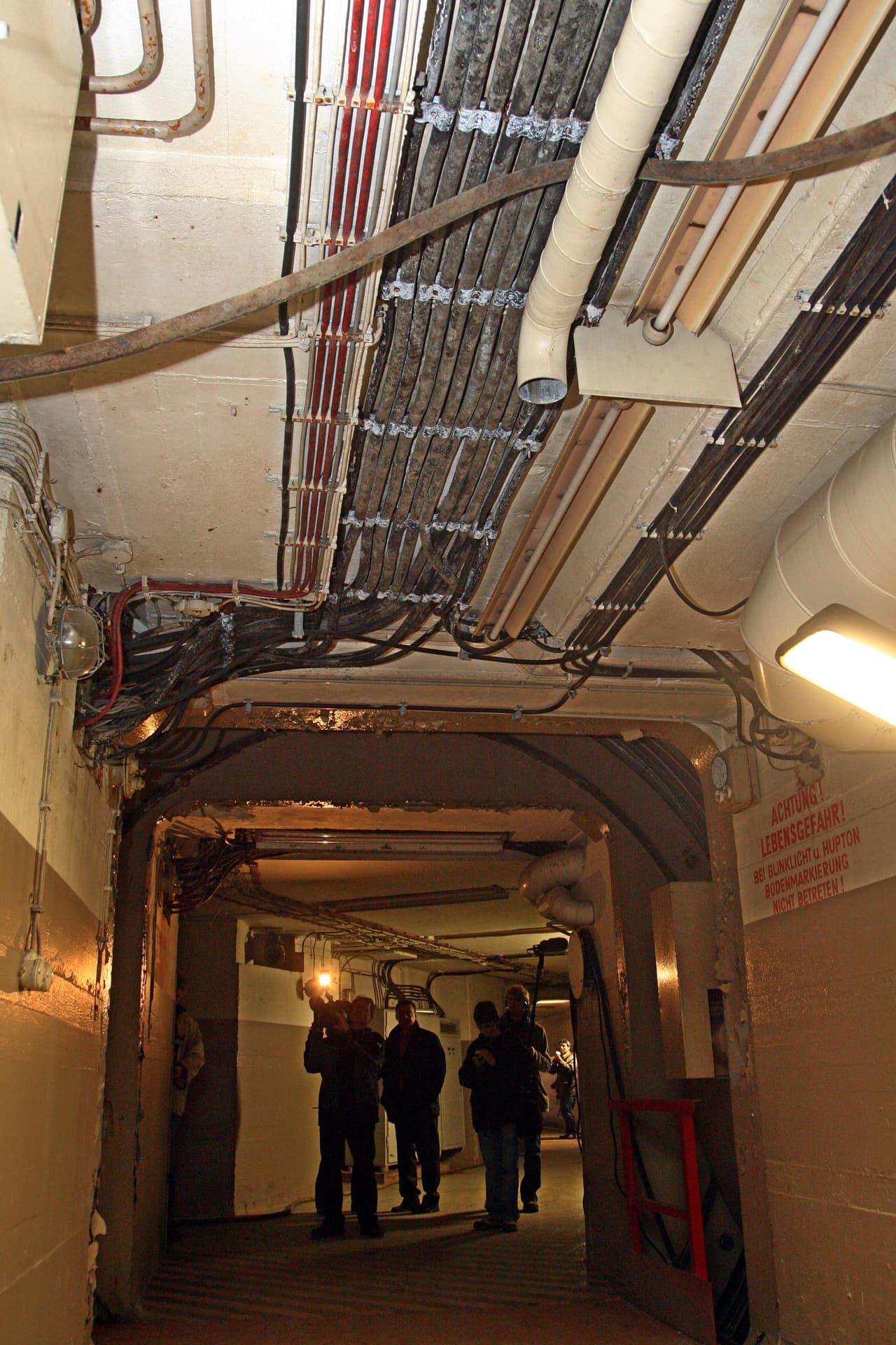 Evaristo gritó durante 90 minutos hasta que que llegó alguien al rescate. Al salir del lugar, el soldado que estaba esperando a Evaristo lo recibió diciéndole "eres mexicano".