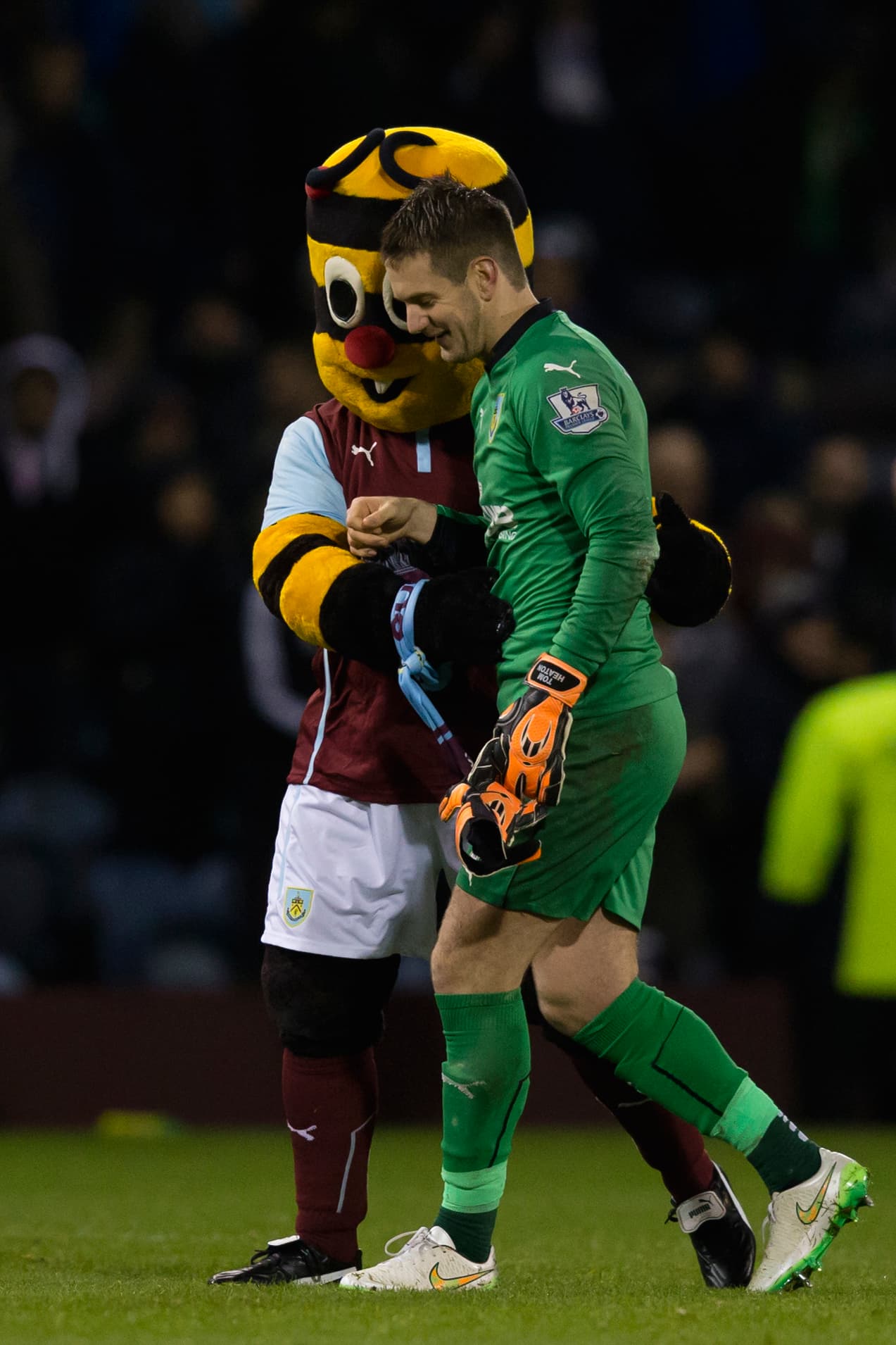 Bertie Bee es la mascota del Burnley, equipo de Inglaterra que ha tenido varios problemas por el comportamiento de su representante.