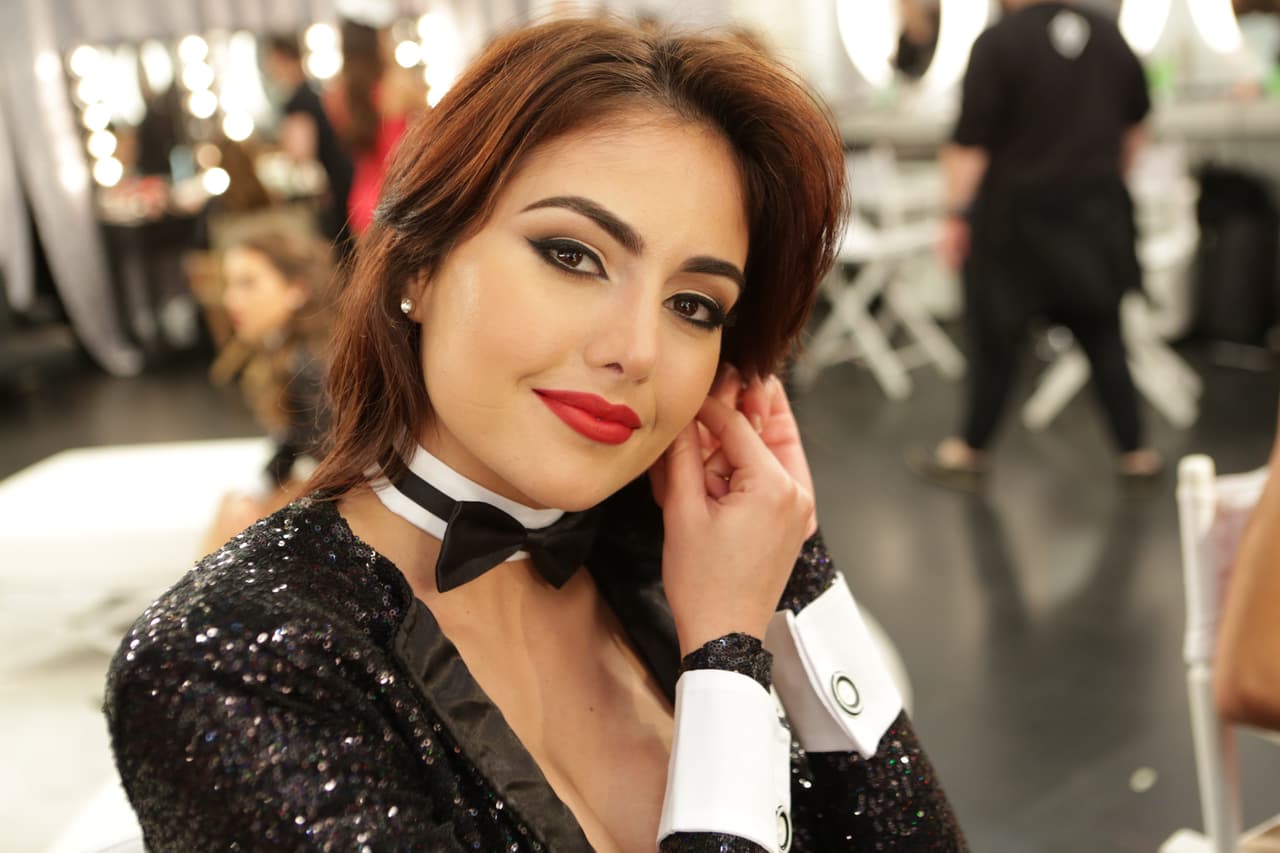 Las chicas siempre encuentran divertidas maneras de matar los nervios antes de subir al escenario. No les pierdas pie ni pisada y súmate al backstage de #NBL VIP.