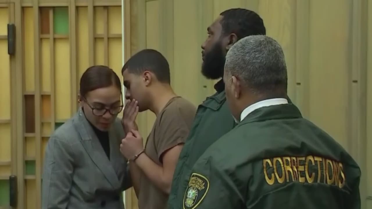 “Lo siento”: Derek Rosa, sentenciado a 25 años de prisión por asesinato de su madre