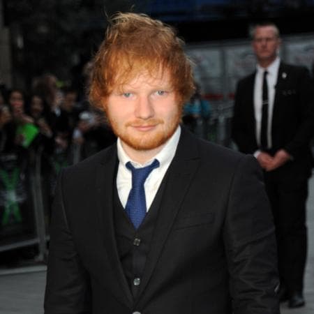 El cantautor británico 
<b><a href="https://www.univision.com/temas/ed-sheeran">Ed Sheeran</a></b> confesó que perdió 56 libras (25.4 kilos) después de sentirse acosado a través de las redes sociales y medios electrónicos.
