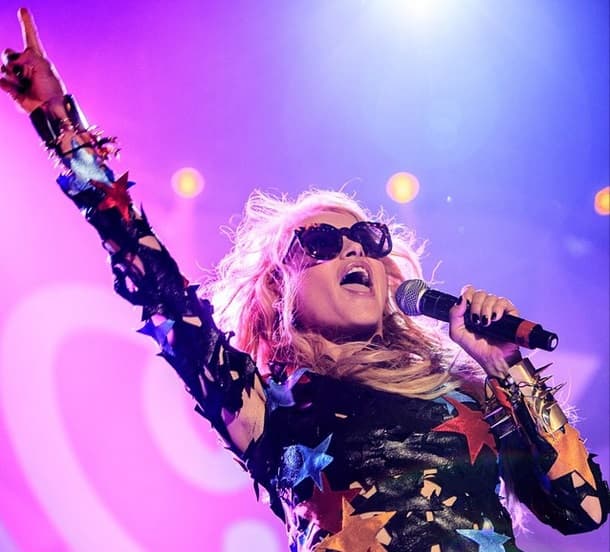 El asunto llegó a la corte y ‘Pau’ iba a ser juzgada por desacato a una orden judicial y alteración del orden público. La fiscalía y la defensa de la cantante llegaron a un acuerdo y ella no pisó la cárcel.