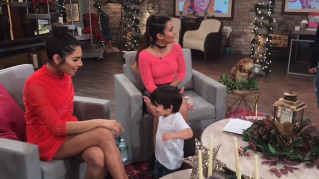 No paraba de jugar con todos 
<br>