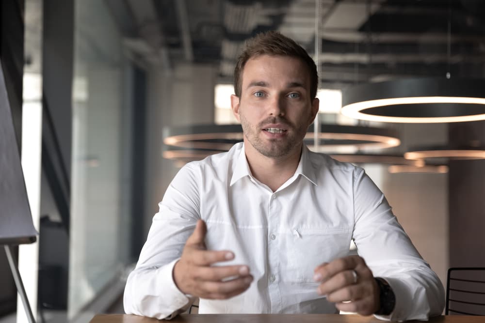 <b>GÉMINIS</b>
<br>Eres una conversación profunda, agilidad mental. Tendrás la oportunidad de expresarte libremente.
<br>