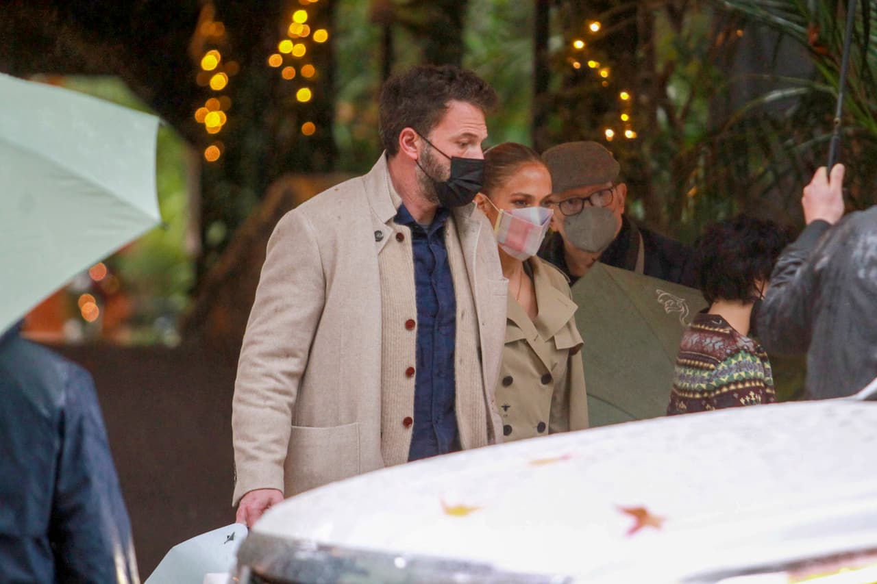 Es la 
<b><a href="https://www.univision.com/famosos/interactivo-todos-los-amores-de-jennifer-lopez-a-lo-largo-de-34-anos" target="_blank">segunda ocasión en que ellos están comprometidos</a></b>. La primera sucedió cuando mantuvieron un noviazgo entre 2002 a 2004.
<br>