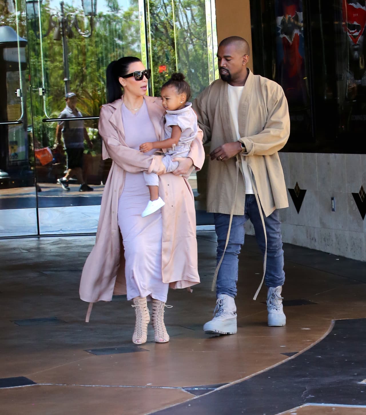 Kim no pierde el estilo.