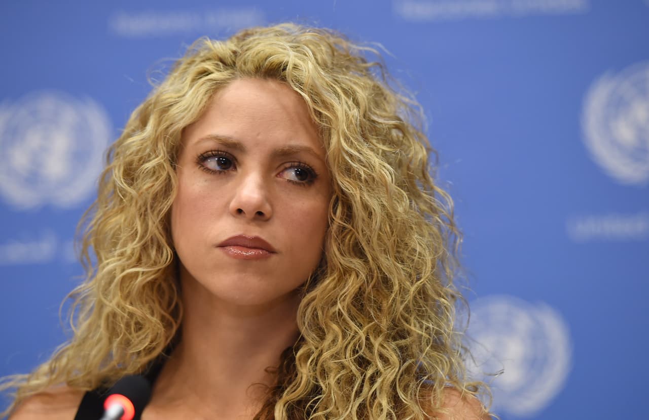 A veces lacio, luego con algunos risos, así experimenta 'Shaki' con su cabellera que incluso fue imitada por varias chicas.