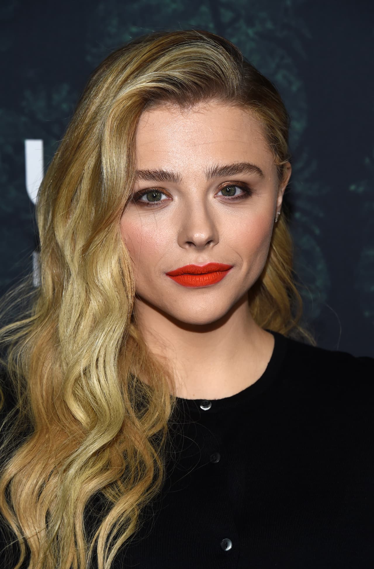 Desde entonces, los éxitos no han parado para la celebridad de 25 años. ‘Greta’ (2018), ‘If I Stay’ (2014) y ‘Shadow in the Cloud’ (2020) son sólo algunos de sus proyectos.