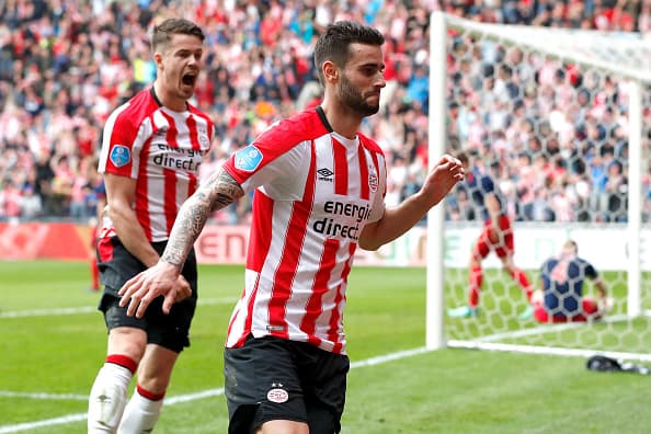 Pereiro abrió el marcador al minuto 22. Tras un disparo del mexicano, el balón quedó suelto en el área para que el charrúa lo empujara a las redes.