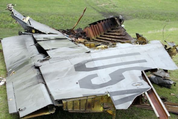Aproximadamente 50 personas habían continuado la búsqueda del cuerpo del tercer tripulante del avión.