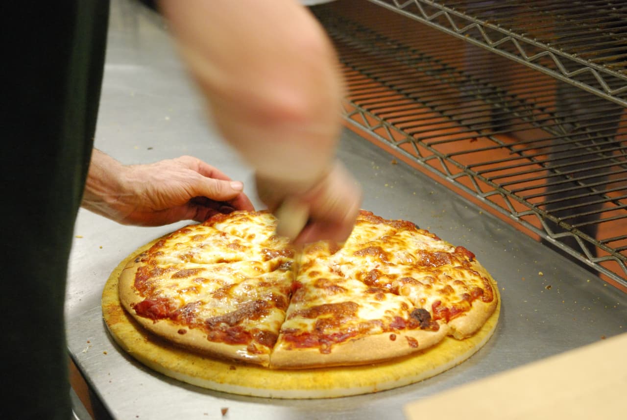 CPS gastó millones en comida rápida