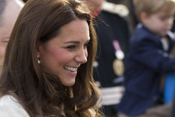 ¿Por qué está tan sonriente Kate Middleton?
