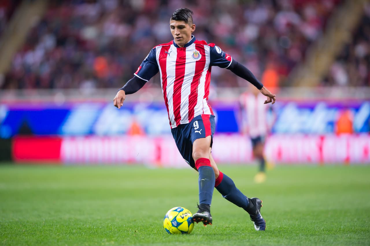 Un gol en 270 minutos con el Rebaño Sagrado. Leobardo López, zaguero del Veracruz, por ejemplo, lleva el doble de anotaciones en la misma cantidad de minutos jugados. Despierta, Alan. Menos Instagram y más trabajo.