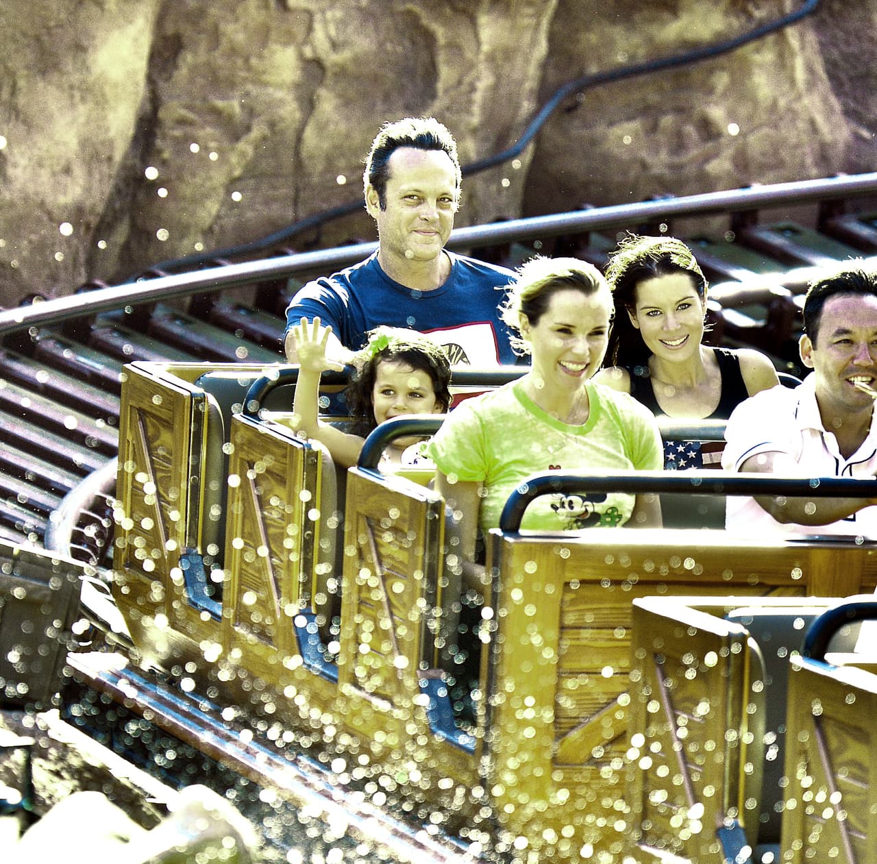 Su esposa y su hija estaban encantadas.