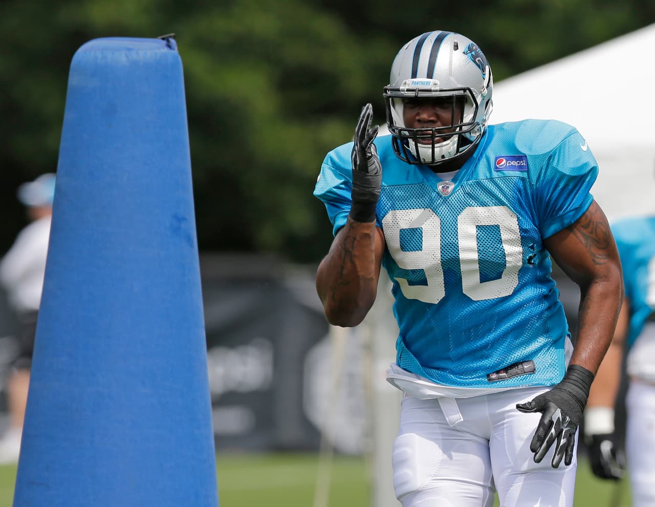 Frank Alexander y LaRon Landry castigados por abuso de sustancias prohibidas