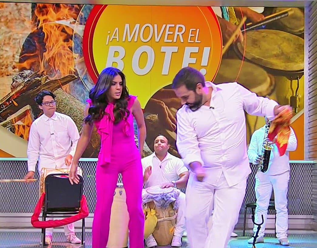 Francisca interpretó la presentación de Albert como un baile de cortejo, esto después de que la llevó a la pista y le dedicó unos pasos.