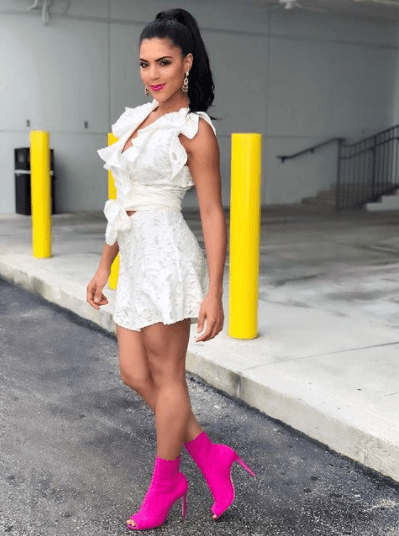 O, en el caso contrario, para destacar con una tonalidad muy contrastante pero que le dé mucha vida al atuendo del día.