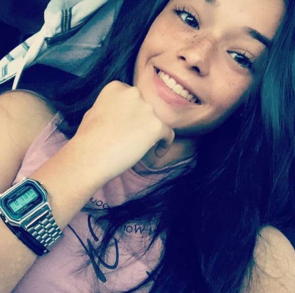 Taishmara vive orgullosa de sus pecas y no duda en mostrarlas en cada una de sus fotos.