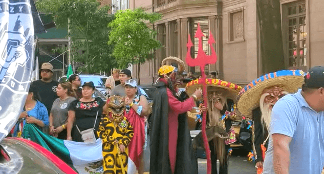 Personas de todas las edades se dieron cita desde muy tempranas horas para presenciar este evento.