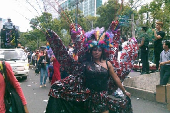 La marcha se desarrolló al estilo de un carnaval multicolor. Crédito: Lucía Urrutia.