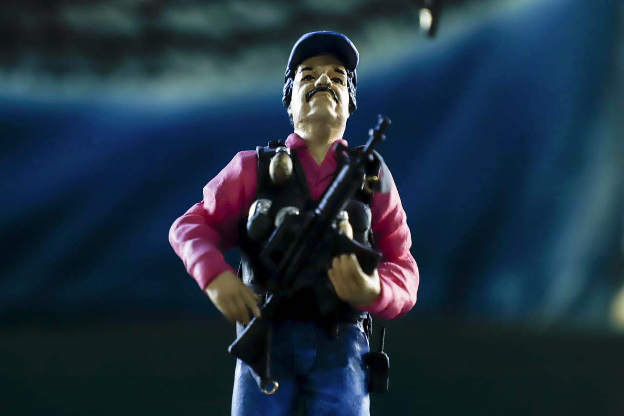 ¿Tenía un hijo de ‘El Chapo’ una credencial oficial y aprendió a pilotear en Bolivia? Así lo afirma un ministro de ese país