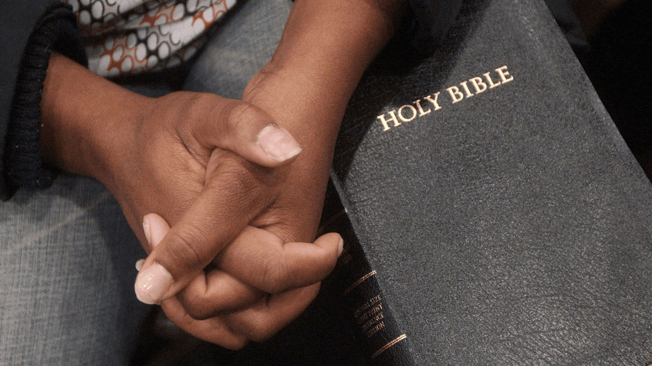 Oklahoma ordena la enseñanza de la Biblia en las escuelas públicas 