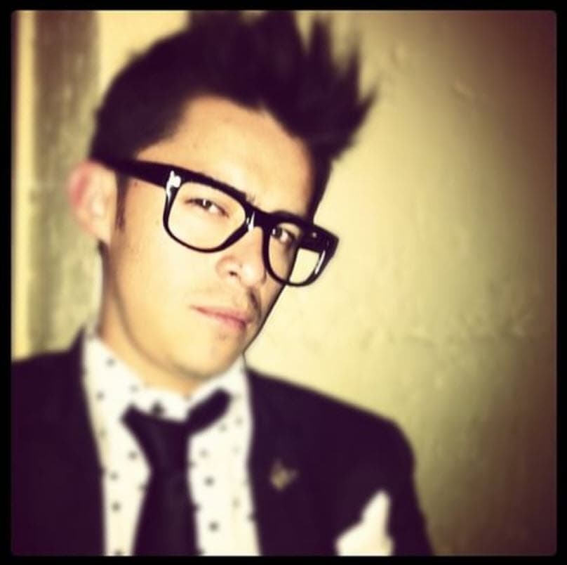 Ran, como le decía Lalo de cariño, era 
<b>estudiante de diseño de modas</b>, por lo cual ayudaba al actor a vestir para los eventos a los que asistía y confeccionaba algunos de sus vestuarios.
<br>