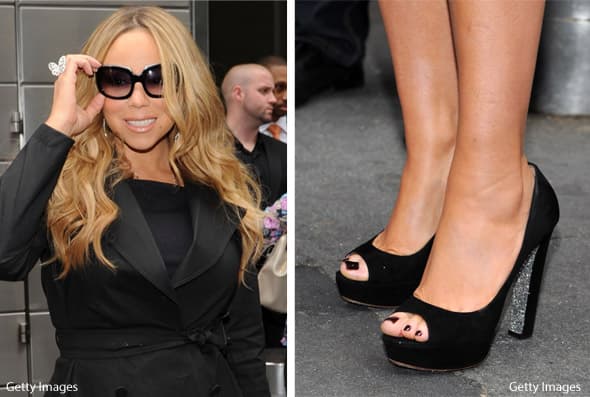 Es tan fashionista, que según el color de los zapatos, así pinta el color de sus uñas.