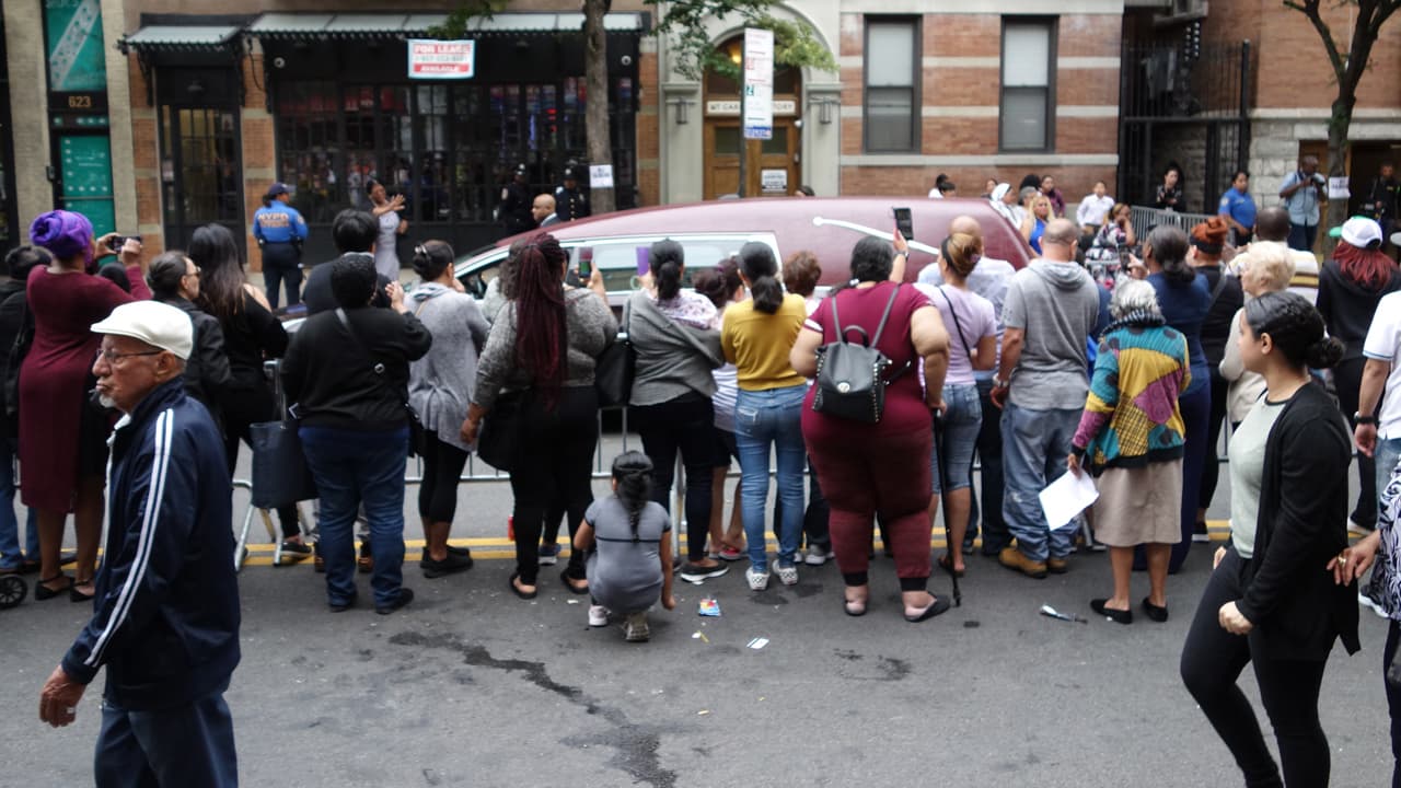 El segundo aniversario coincide con la oleada de protestas por la muerte de George Floyd y el movimiento Black Lives Matter. En redes sociales, se ha viralizado el hashtag #RIPJunior para recordar al chico que hoy tendría 17 años de edad.